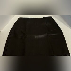 Elegant Black Pencil Skirt